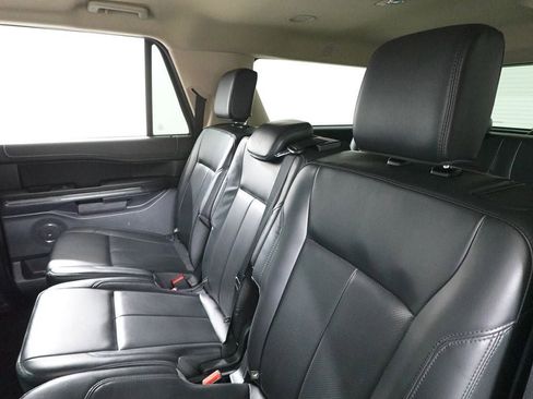 Used 2024 Ford Expedition Max XLT image 25