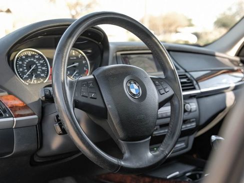 Used 2013 BMW X5 xDrive50i image 14
