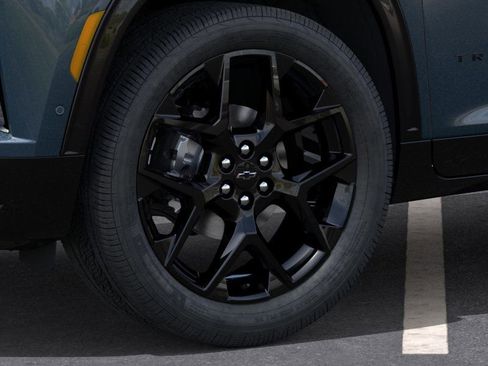 New 2026 Chevrolet Traverse RS w/ LPO, Floor Liner Package image 9