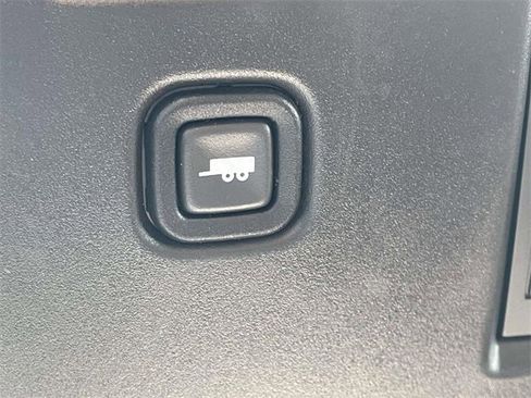 Used 2022 Chevrolet Express 2500 w/ Driver Convenience Package image 22