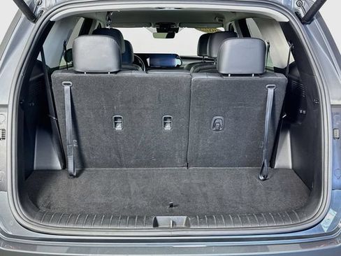 Used 2025 Hyundai Palisade SEL FWD image 26