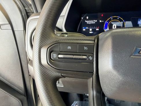 Used 2026 Chevrolet Colorado Trail Boss AWD/4WD image 27