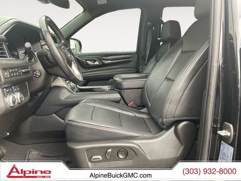 Used 2022 GMC Yukon Denali AWD/4WD image 9