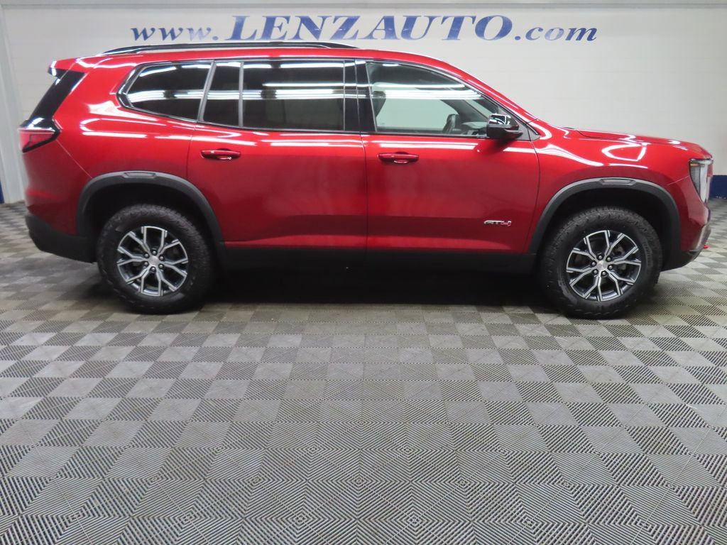 Used 2026 GMC Acadia AT4 w/ LPO, Floor Liner Package AWD/4WD image 2