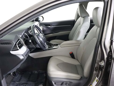 Used 2018 Toyota Camry SE image 27