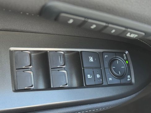 Used 2024 Lexus NX 300h AWD w/ Luxury Package image 18