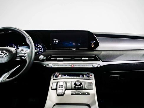Used 2022 Hyundai Palisade SEL w/ 8P Bench Seat Package FWD image 11