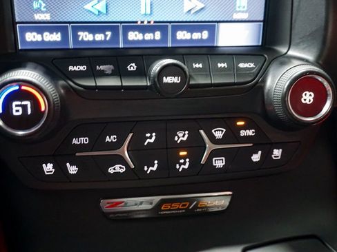 Used 2015 Chevrolet Corvette Z06 w/ Z07 Performance Package image 24
