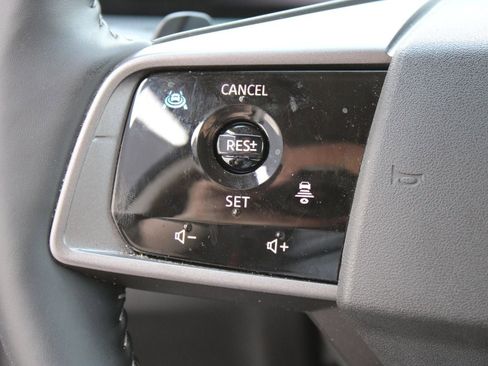 Used 2025 Nissan Murano SL image 14