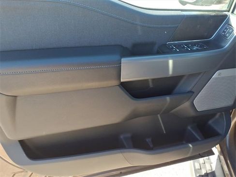 Certified 2022 Ford F150 Lightning Lariat image 12