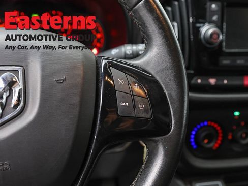 Used 2018 RAM ProMaster City Tradesman SLT FWD image 16