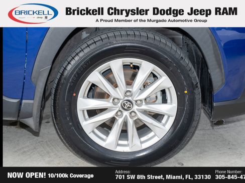 Used 2022 Toyota Corolla Cross LE image 40