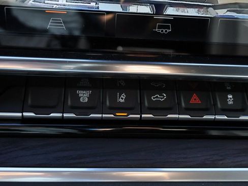 New 2026 GMC Sierra 2500 SLT w/ SLT Convenience Package image 33