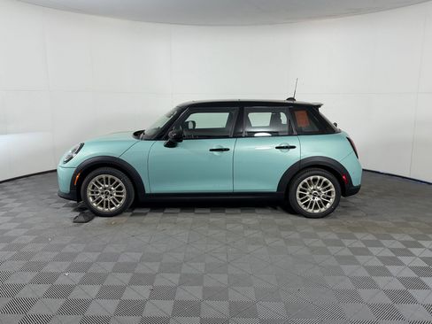 New 2026 MINI Cooper S image 2