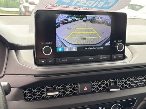 Used 2023 Honda Accord EX image 20