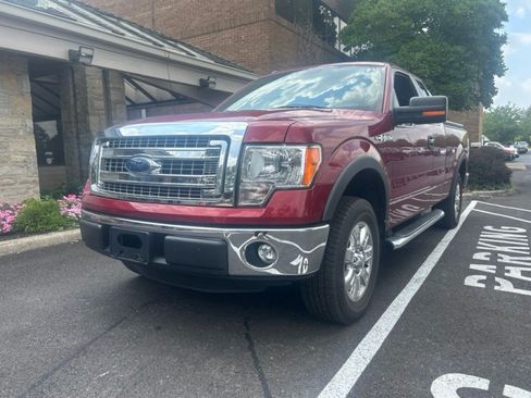 Used 2014 Ford F150 XLT w/ XLT Chrome Package RWD image 2