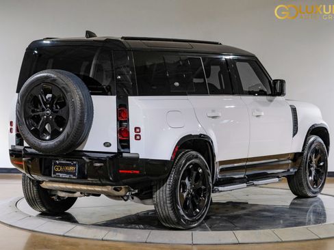 Used 2023 Land Rover Defender 110 X-Dynamic SE AWD/4WD image 10