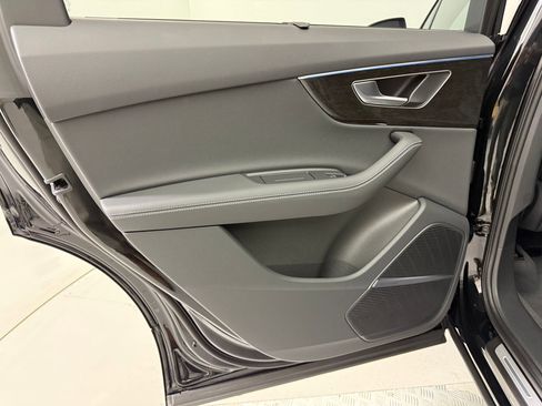 New 2026 Audi Q7 3.0T Premium Plus AWD/4WD image 25