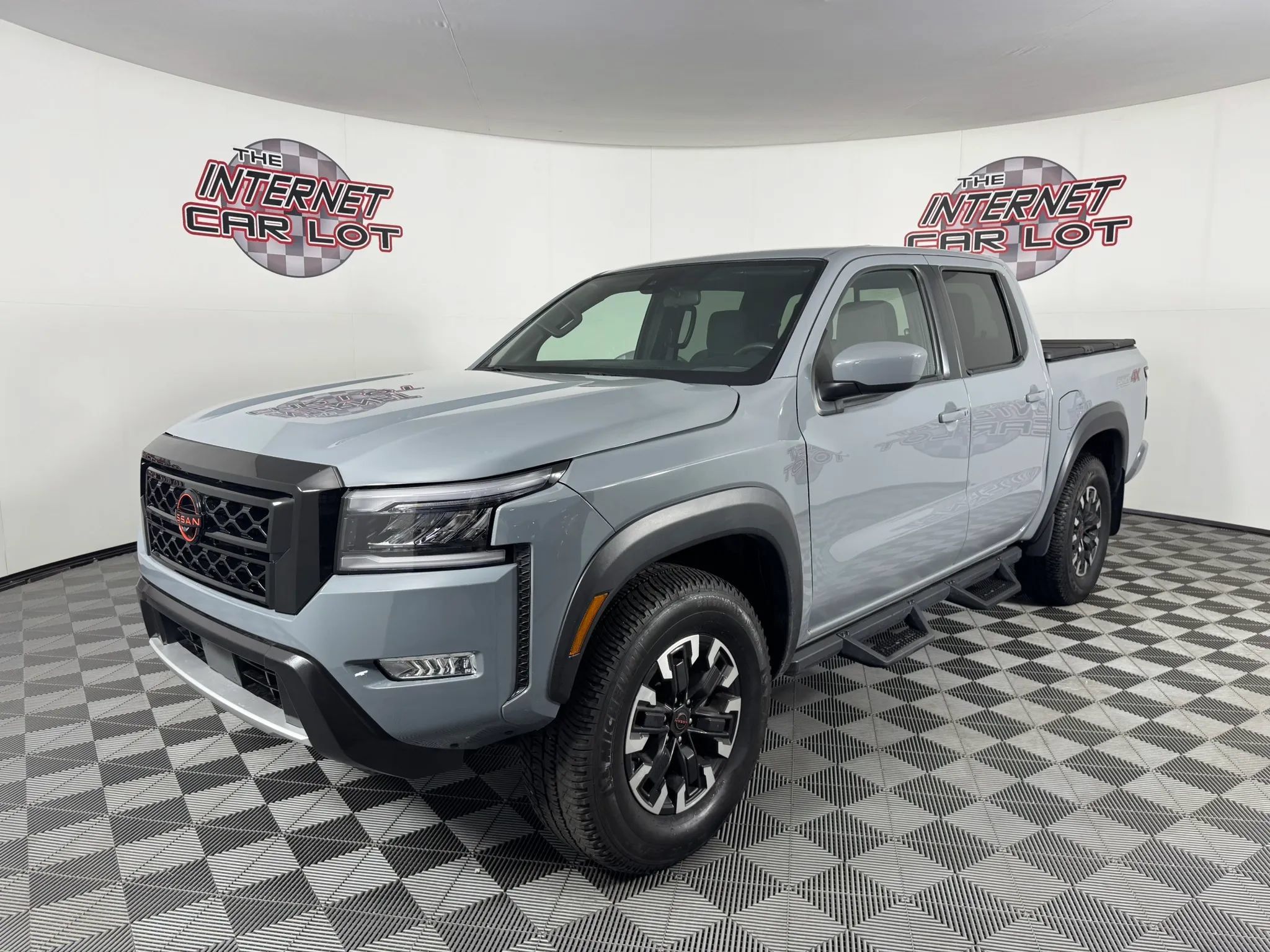 Used 2023 Nissan Frontier PRO-4X w/ Tow Package AWD/4WD image 3