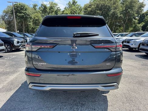 New 2025 Mitsubishi Outlander SEL image 7