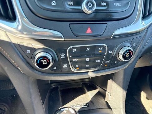 Used 2020 Chevrolet Equinox Premier image 11