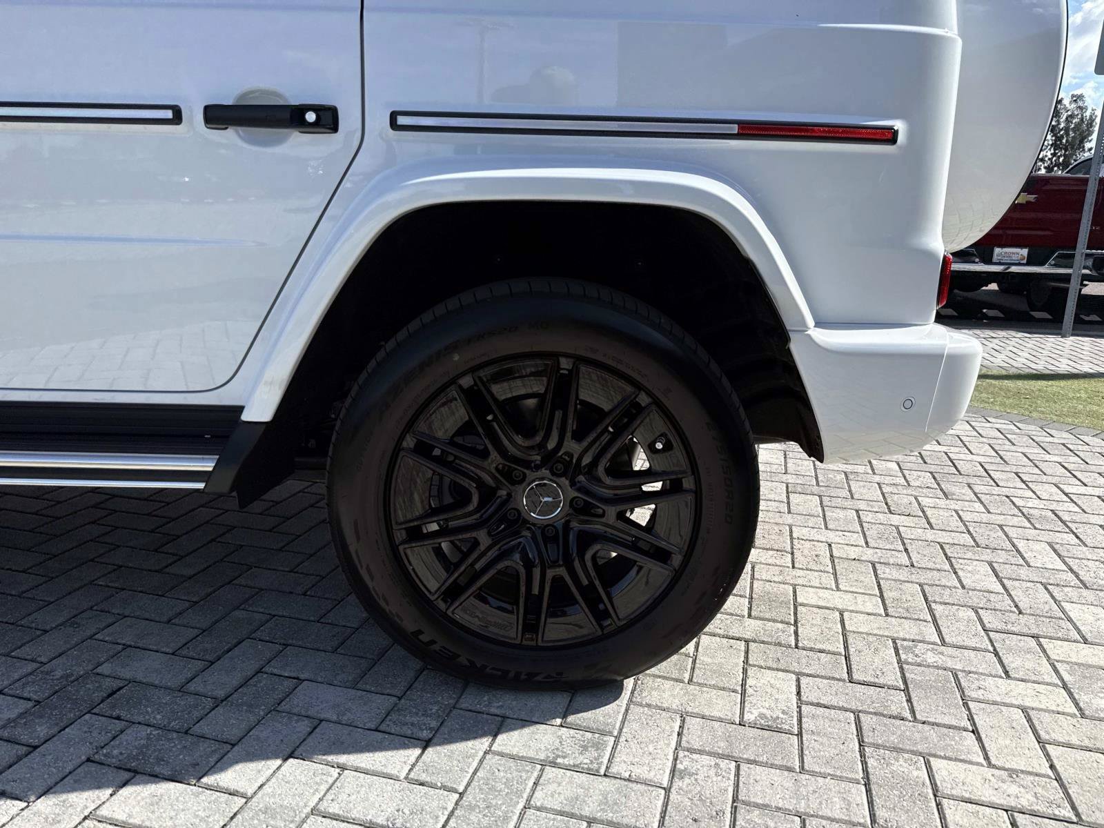 New 2027 Mercedes-Benz G 580 e image 12