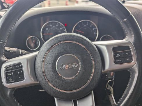 Used 2018 Jeep Wrangler Unlimited Sport AWD/4WD image 19