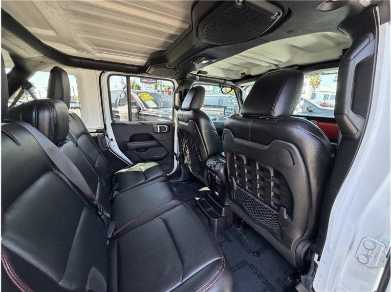 Used 2018 Jeep Wrangler Unlimited Rubicon AWD/4WD image 29