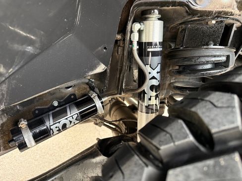 Used 2017 RAM 3500 Laramie Longhorn image 14