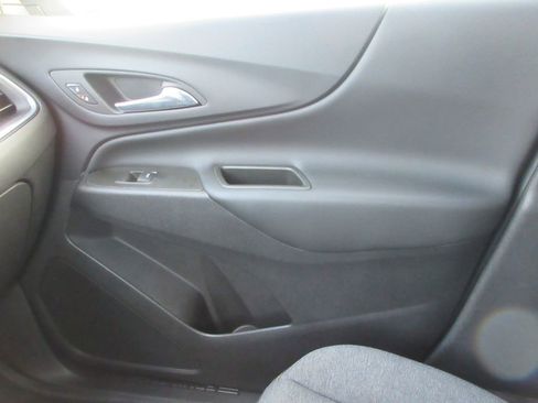 Used 2024 Chevrolet Equinox LT w/ LPO, Floor Liner Package image 34