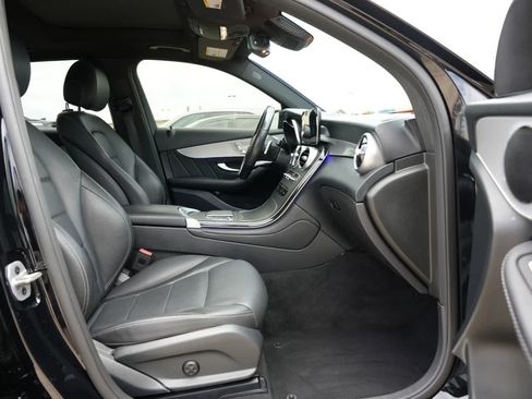 Used 2022 Mercedes-Benz GLC 300 image 21