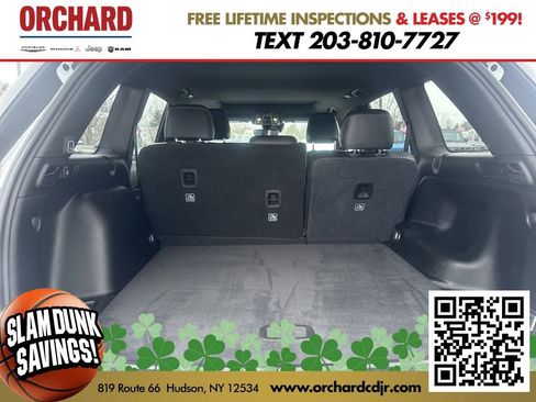 Used 2023 Jeep Grand Cherokee Altitude image 13
