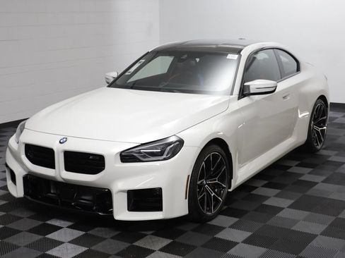 Used 2026 BMW M2 w/ Lighting Package RWD image 2