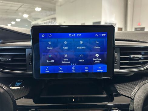 Used 2022 Ford Explorer ST-Line w/ Class IV Trailer Tow Package image 28