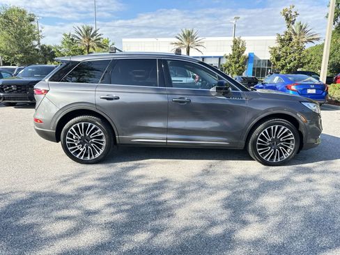 Used 2021 Lincoln Corsair Reserve w/ Equipment Group 201A FWD image 7