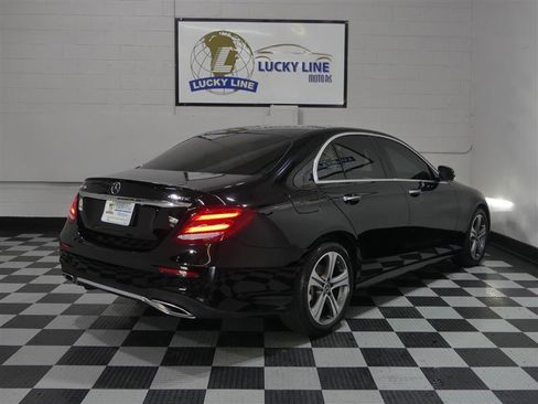 Used 2020 Mercedes-Benz E 350 4MATIC Sedan w/ Premium Package image 10