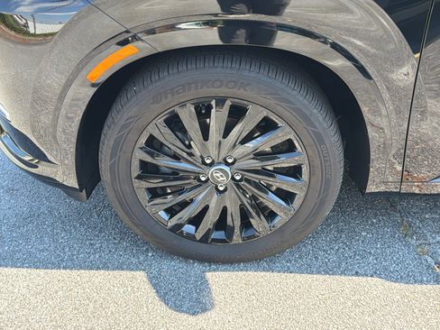 Certified 2025 Hyundai Palisade Calligraphy AWD/4WD image 12