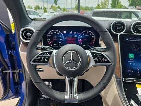 Certified 2025 Mercedes-Benz GLC 300 4MATIC image 35