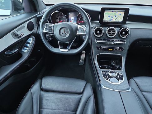 Used 2019 Mercedes-Benz GLC 300 image 13