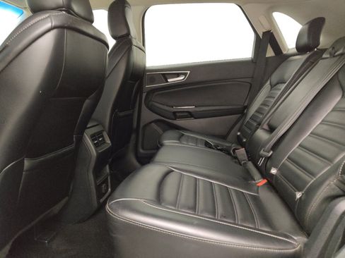 Used 2020 Ford Edge SEL FWD image 18