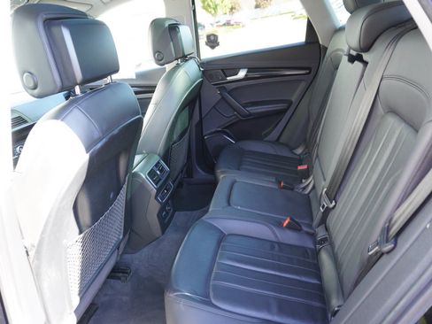 Used 2019 Audi Q5 2.0T Premium Plus w/ Premium Plus Package AWD/4WD image 13
