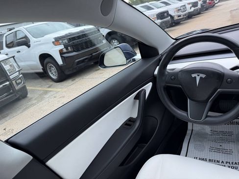 Used 2018 Tesla Model 3 Long Range AWD/4WD image 19