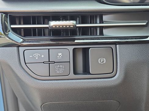 New 2026 Kia Sportage S image 27