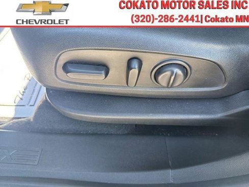 Used 2020 Chevrolet Equinox LT AWD/4WD image 16