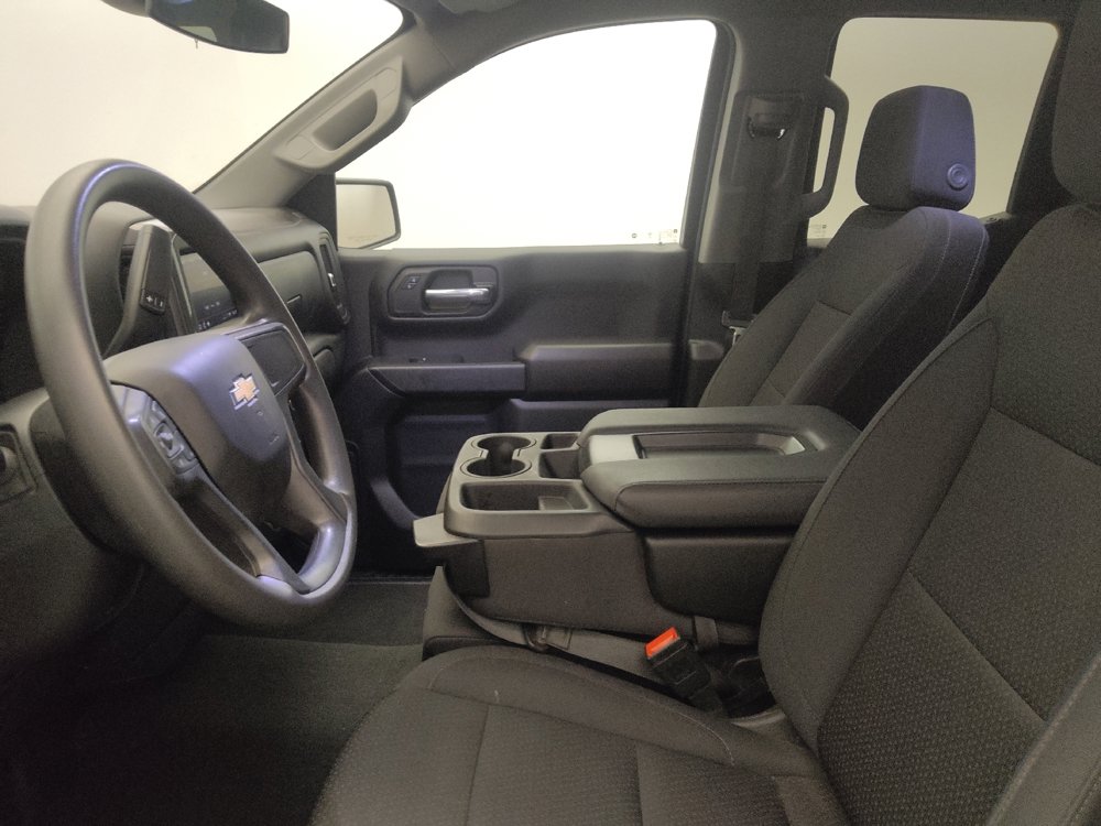 Used 2024 Chevrolet Silverado 1500 W/T w/ WT Value Package AWD/4WD image 17