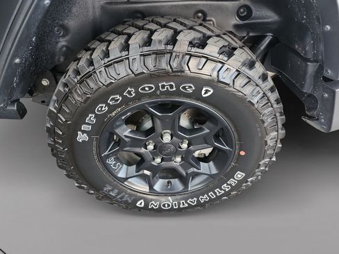 Used 2023 Jeep Wrangler Unlimited w/ Dual Top Group AWD/4WD image 15