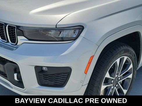 Used 2021 Jeep Grand Cherokee L Overland w/ Luxury Tech Group IV AWD/4WD image 10