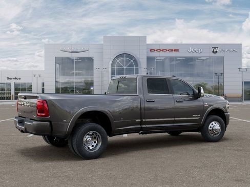 New 2026 RAM 3500 Limited AWD/4WD image 4