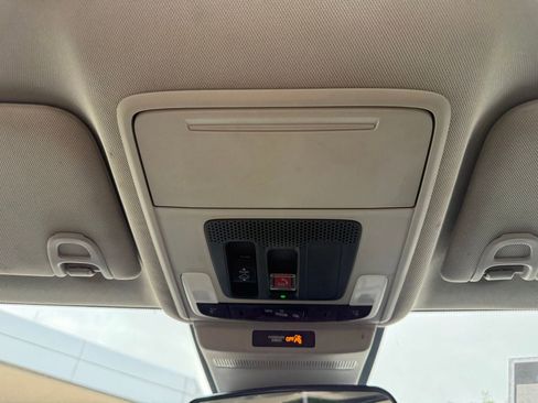 Used 2023 Honda Accord EX image 17