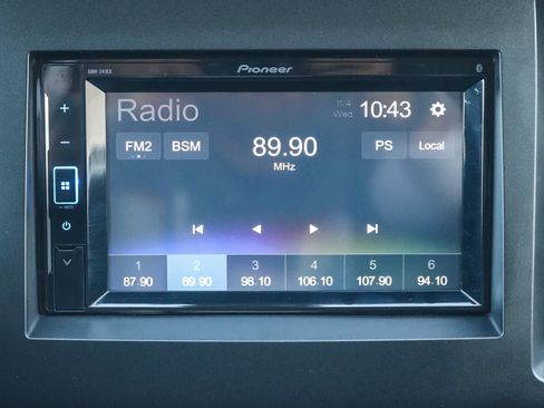 Used 2017 GMC Canyon SLT AWD/4WD image 15